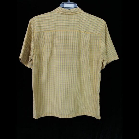 THE NORTH FACE YELLOW PLAID SHORT SLEEVE BUTTON FRONT MEN'S SIZE MEDIUM SHIRT - Picture 2 of 7